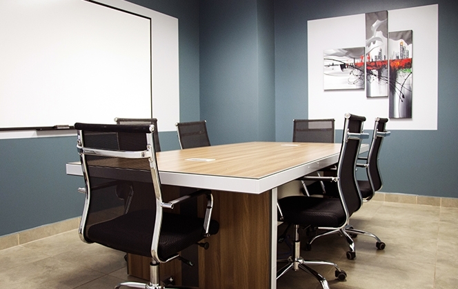 Conference room at Circle Hub Northridge