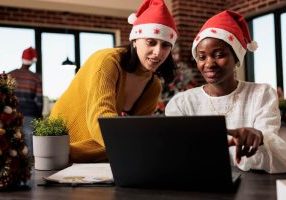 people coworking holidays