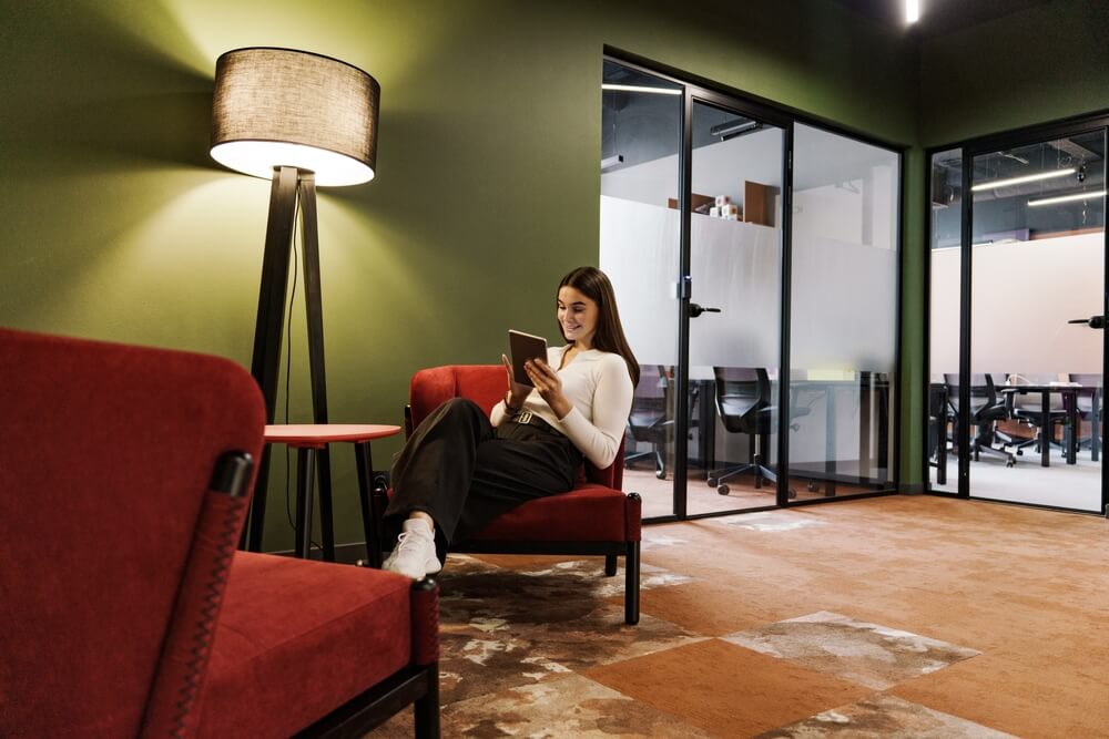 woman cowork space